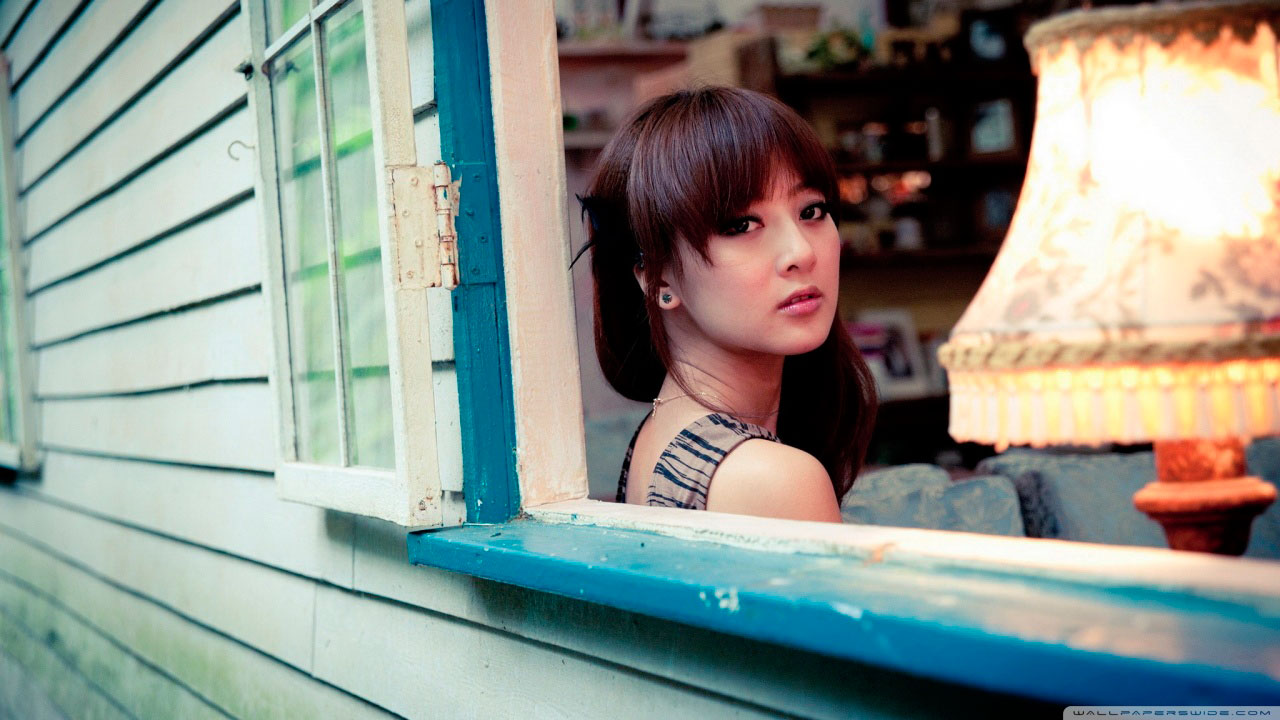 girl_142-wallpaper-1280x720