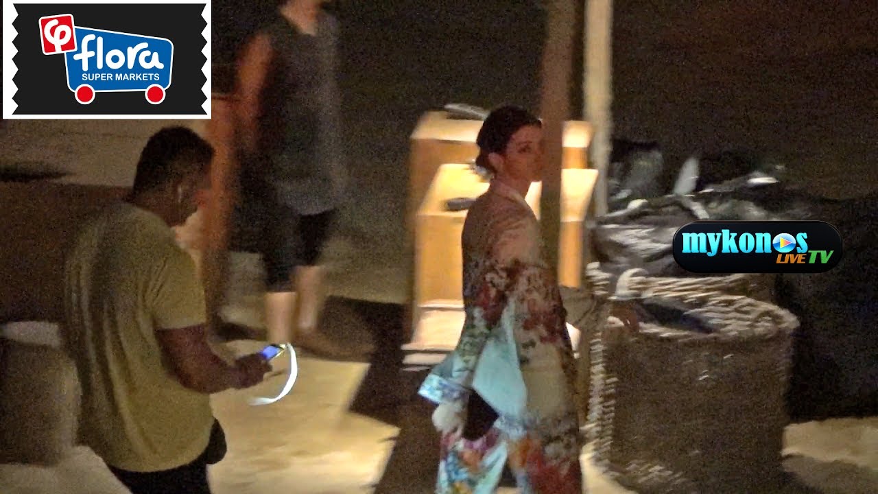 to-montelo-Bella-Hadid-kai-i-Kendall-Jenner-tis-oikogeneias-Kardashians-partarei-stin-mukono-Kendall-Jenner-Bella-Hadid-holidaying-in-Mykonos-img