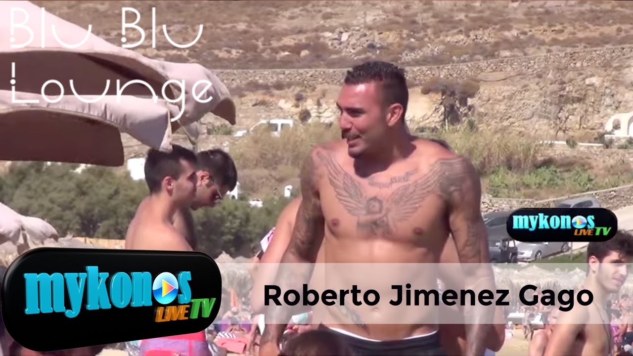 ispanos-romperto-eklepse-gunaikeies-kardies-stin-mukono-Girls-here-comes-Roberto-Jimenez-Gago-img