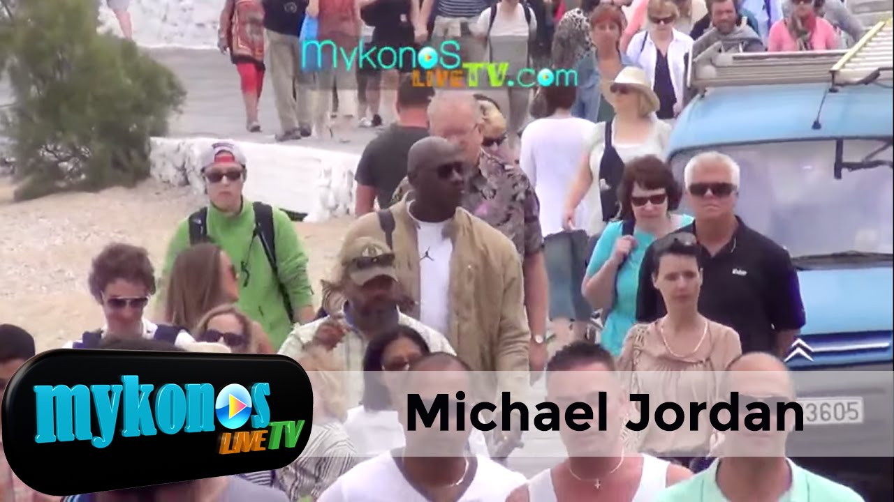 Michael-Jordan-and-his-wife-Yvette-Prieto-in-their-honeymoon-in-Greece-and-in-Mykonos-img
