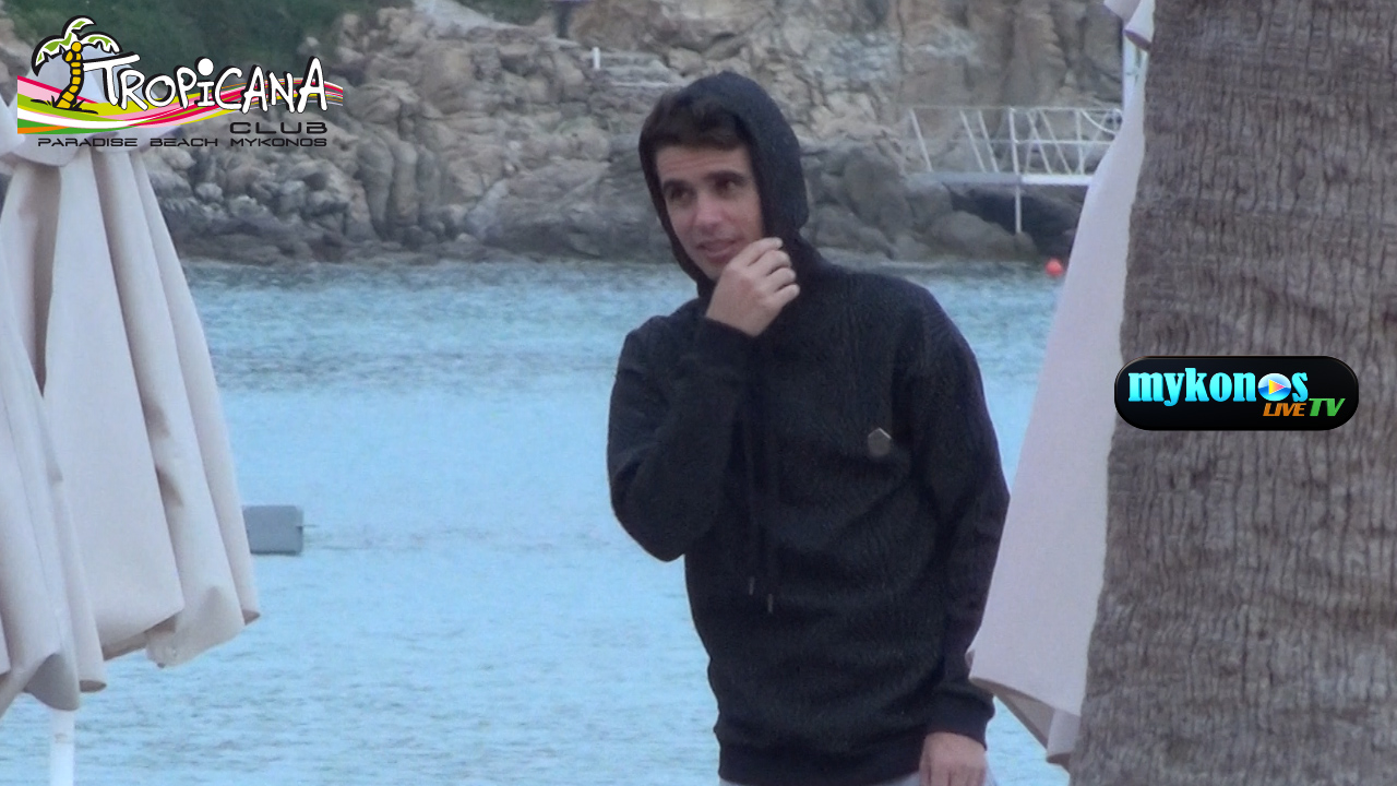 Sequence 01.Still001