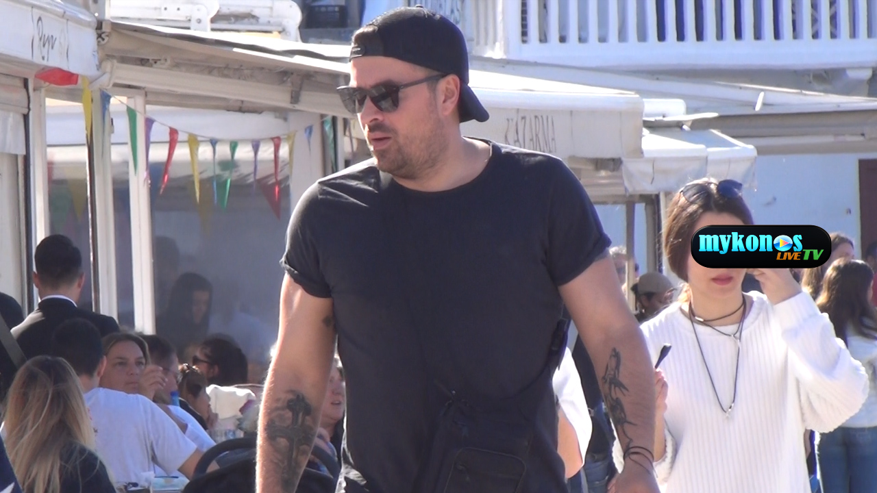 Sequence 01.Still001