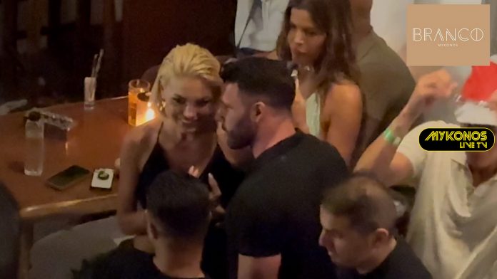 Sequence 01.00_00_55_19.Still001