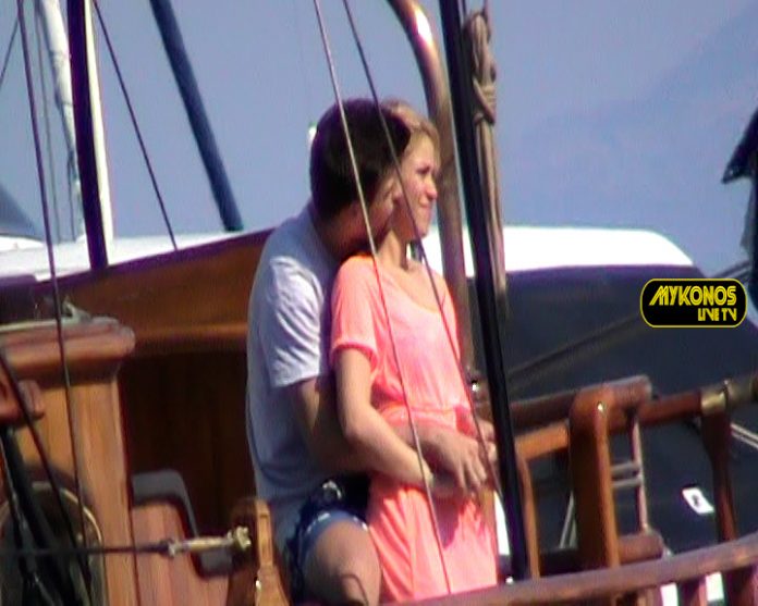 Sequence 01.00_02_53_13.Still001