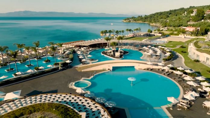 Sequence 01.00_00_18_04.Still001