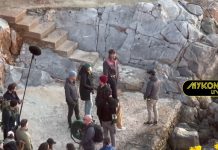 BRAD PITT: ΤΑ ΠΡΩΤΑ ΑΠΟΚΛΕΙΣΤΙΚΑ ΠΛΑΝΑ ΑΠΟ ΤΑ ΓΥΡΙΣΜΑΤΑ ΤΗΣ ΝΕΑΣ ΤΟΥ ΤΑΙΝΙΑΣ ΣΤΗΝ ΥΔΡΑ