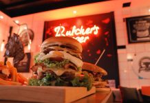 BUTCHERS BURGER & STEAK HOUSE ΣΤΗΝ ΜΥΚΟΝΟ: ΠΕΝΤΑΝΟΣΤΙΜΑ BURGERS & PREMIUM ΚΡΕΑΤΟΦΑΓΙΚΕΣ ΠΡΟΤΑΣΕΙΣ