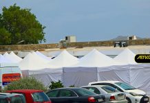 ΑΠΟΚΛΕΙΣΤΙΚΑ ΠΛΑΝΑ: ΑΥΤΟ ΕΙΝΑΙ ΤΟ ΣΤΡΑΤΗΓΕΙΟ ΑΠΟ ΤΗΝ ΠΑΡΑΓΩΓΗ ΤΟΥ Emily in Paris ΣΤΗ MYKONO!!